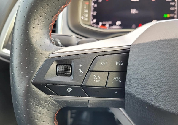 Seat Ateca cena 142900 przebieg: 33000, rok produkcji 2022 z Nieszawa małe 326